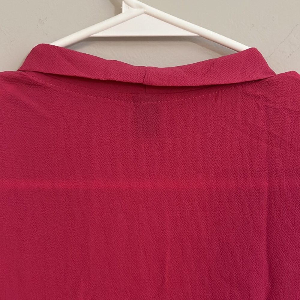 Pink flowy work top - Picture 4 of 4
